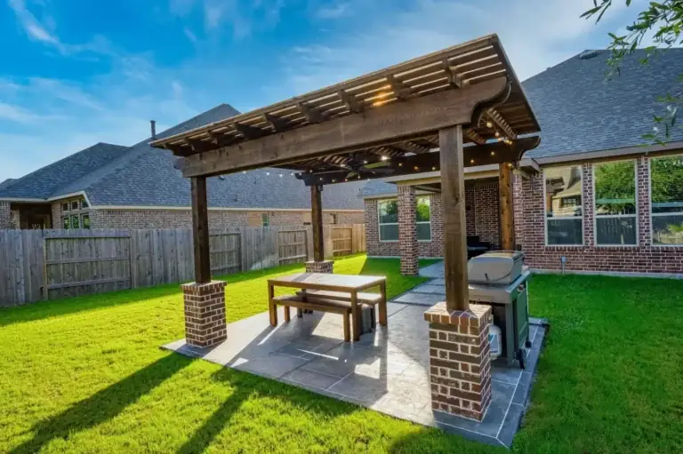 American Backyard Pergola Trends Materials Spatial Architecture and Environmental Design
